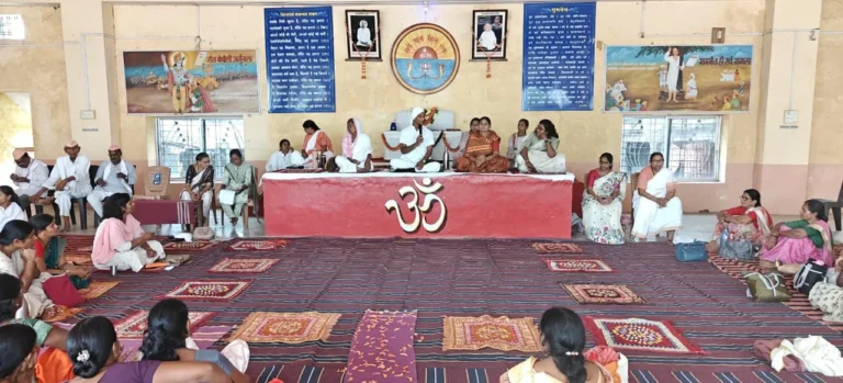 भू वैकुंठ अड्याळ टेकडी येथे महिला संमेलन उत्साहात संपन्न